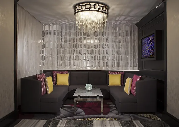 Silversmith Downtown Hotel 4*