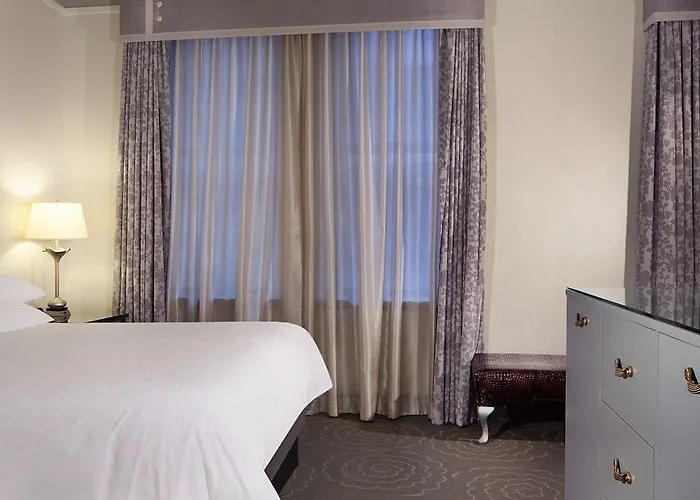 Hotel Silversmith Downtown Chicago